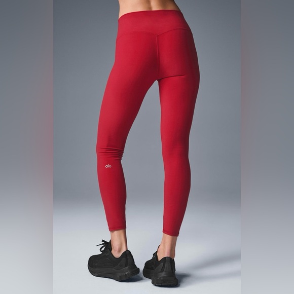 SUPER RARE!🦄 NWT ALO Yoga Alosoft High-Waist 7/8 Highlight Leggings M Bold Red - Picture 2 of 7